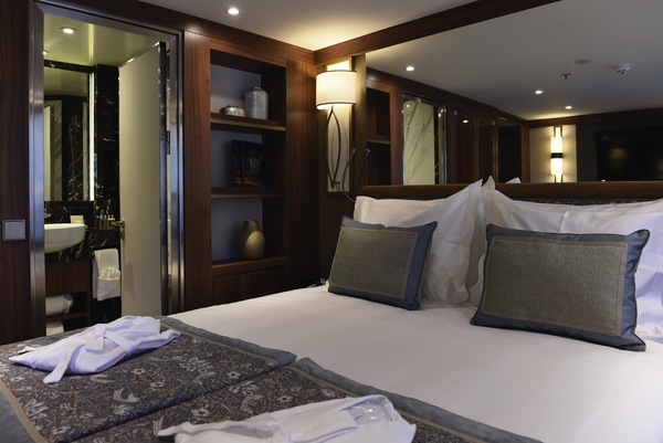 APT MS Douro Serenity Junior Suite 0.jpg